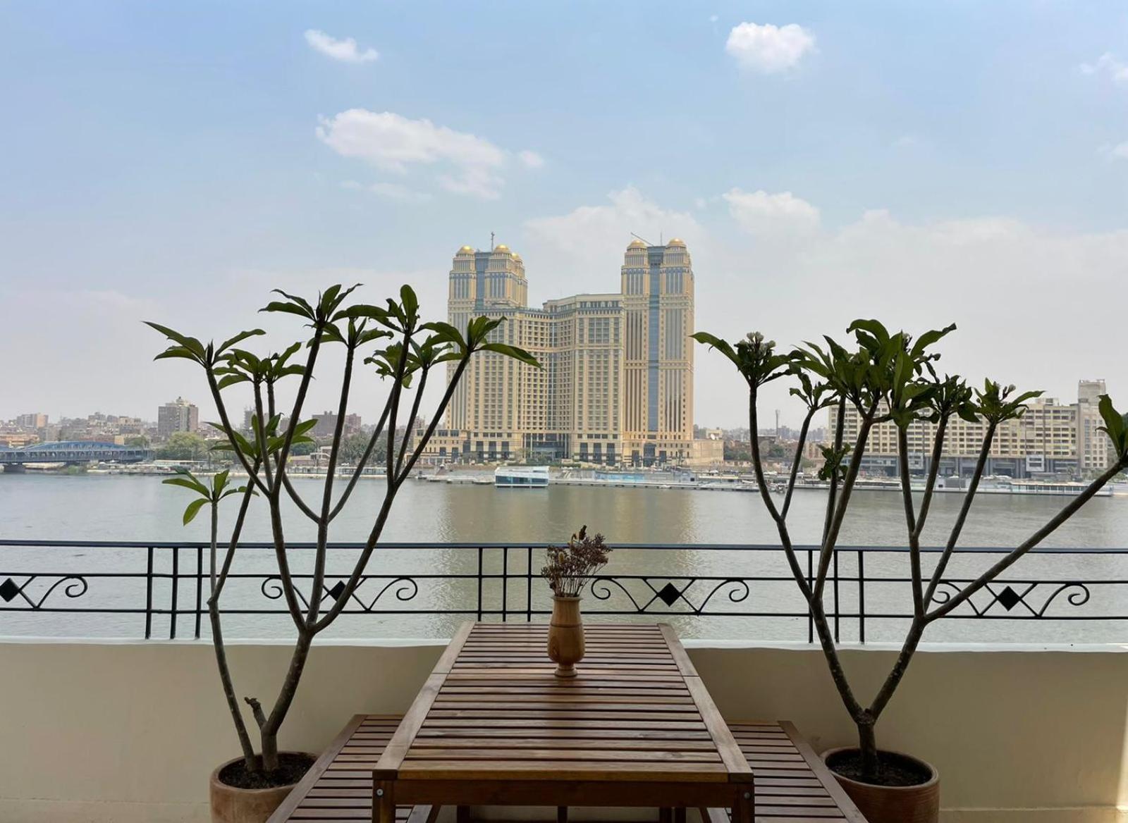 Luxury On The Nile - Zamalek Apartments Le Caire Extérieur photo